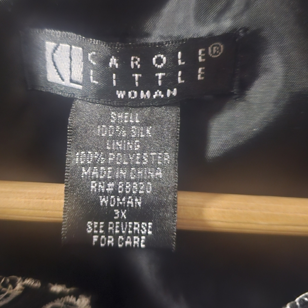 Chic Black And White Patterned Jacket - image 2